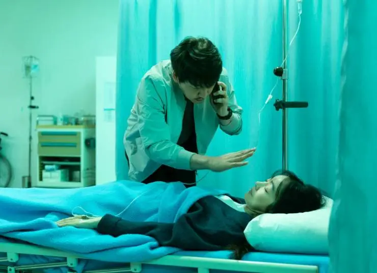 Во сне (2022) через торрент бесплатно Во сне (2022) фильм через торрент бесплатно