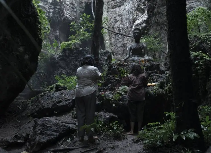 Паранормальные явления. Медиум (2021) через торрент бесплатно Паранормальные явления. Медиум (2021) фильм через торрент бесплатно