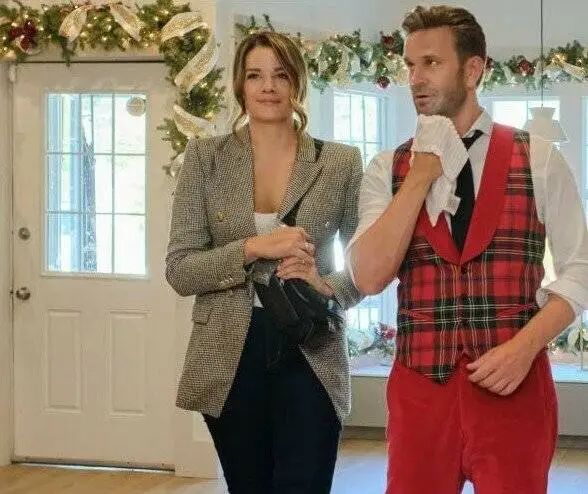 Свет, камера, Рождество! (2022) через торрент скачать Свет, камера, Рождество! (2022) фильм через торрент скачать