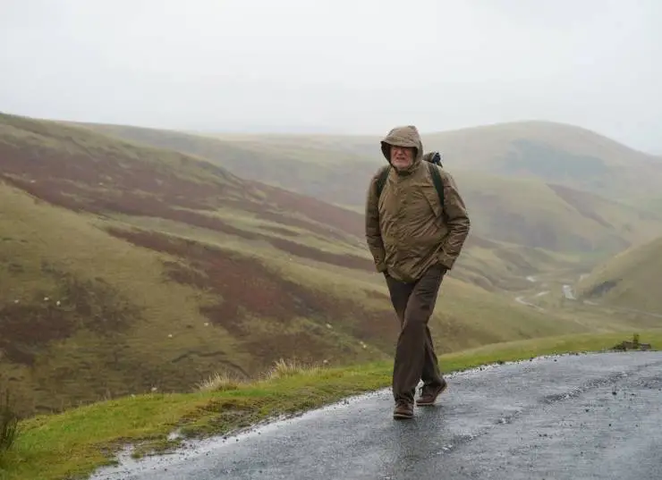 Вторая жизнь Гарольда Фрая (2023) в хорошем качестве через торрент Вторая жизнь Гарольда Фрая (2023) фильм в хорошем качестве через торрент