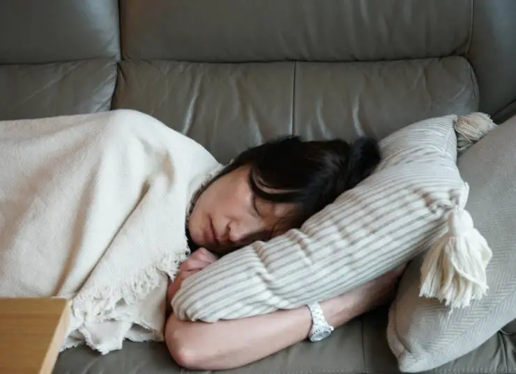 Прямо перед тобой (2021) через торрент скачать Прямо перед тобой (2021) фильм через торрент скачать