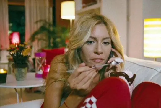 Романтическая комедия (2010) через торрент скачать Романтическая комедия (2010) фильм через торрент скачать