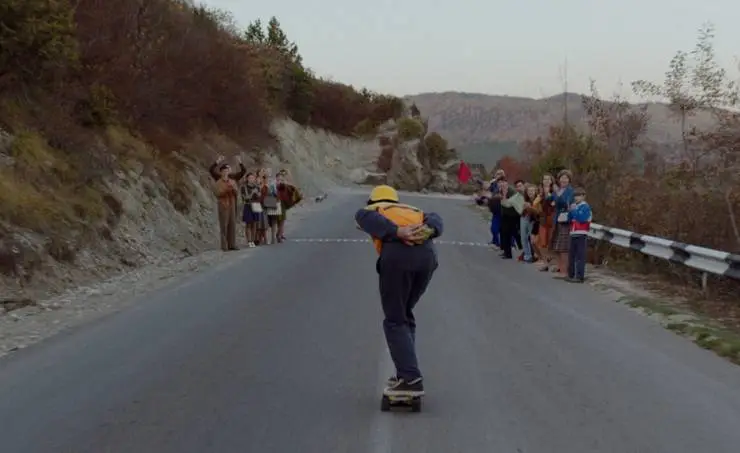 Асфальтовое солнце (2021) через торрент бесплатно Асфальтовое солнце (2021) фильм через торрент бесплатно