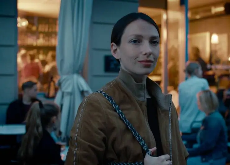 Девушка и паук (2021) в хорошем качестве через торрент Девушка и паук (2021) фильм в хорошем качестве через торрент