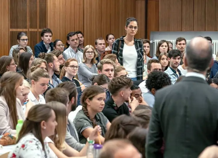 Про и контра (2020) через торрент скачать Про и контра (2020) фильм через торрент скачать