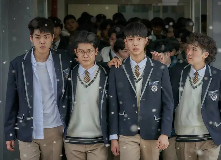 С Новым годом (2021) в хорошем качестве через торрент С Новым годом (2021) фильм в хорошем качестве через торрент