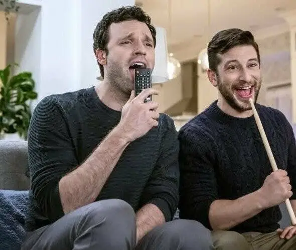 Восемь подарков на Хануку (2021) через торрент бесплатно Восемь подарков на Хануку (2021) фильм через торрент бесплатно