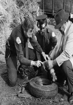 Кувалда (1972) через торрент бесплатно Кувалда (1972) фильм через торрент бесплатно