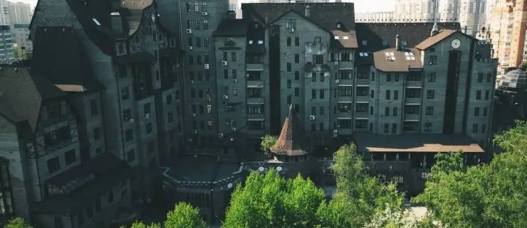 Панчер (2021) через торрент бесплатно Панчер (2021) фильм через торрент бесплатно