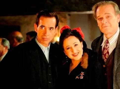 Бумажные птицы (2010) через торрент бесплатно Бумажные птицы (2010) фильм через торрент бесплатно