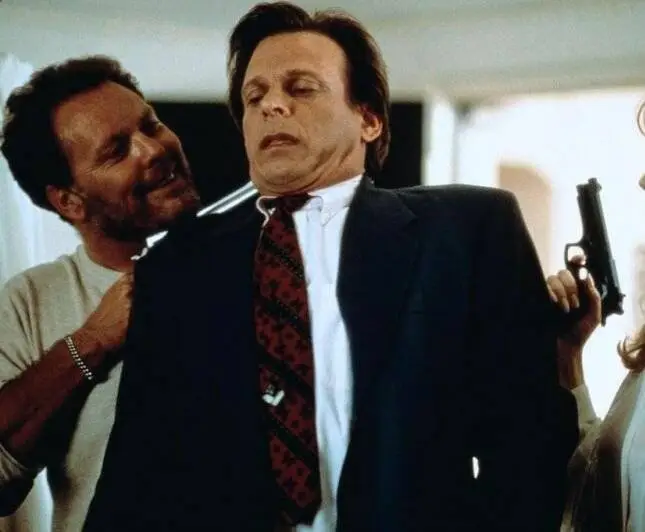 Жертва страсти (1995) в хорошем качестве через торрент Жертва страсти (1995) фильм в хорошем качестве через торрент