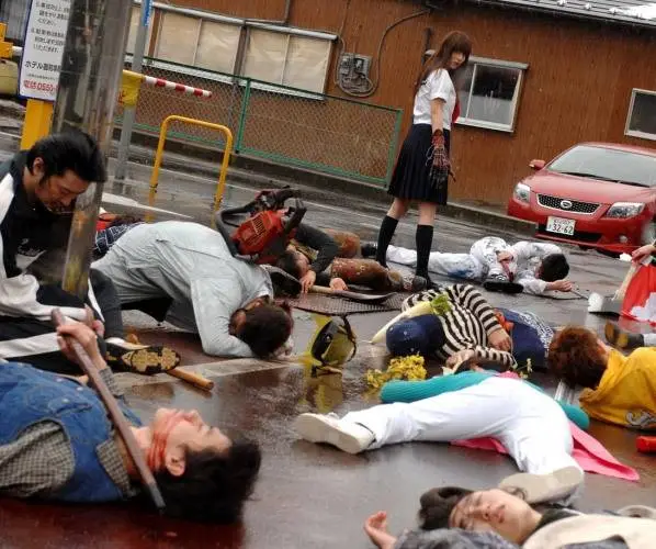 Отряд девушек-мутантов (2010) через торрент скачать Отряд девушек-мутантов (2010) фильм через торрент скачать