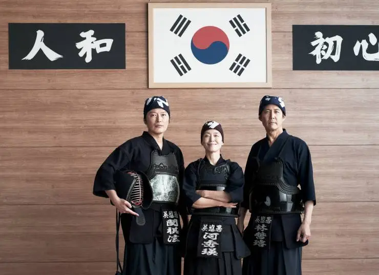 Револьвер (2024) через торрент бесплатно Револьвер (2024) фильм через торрент бесплатно