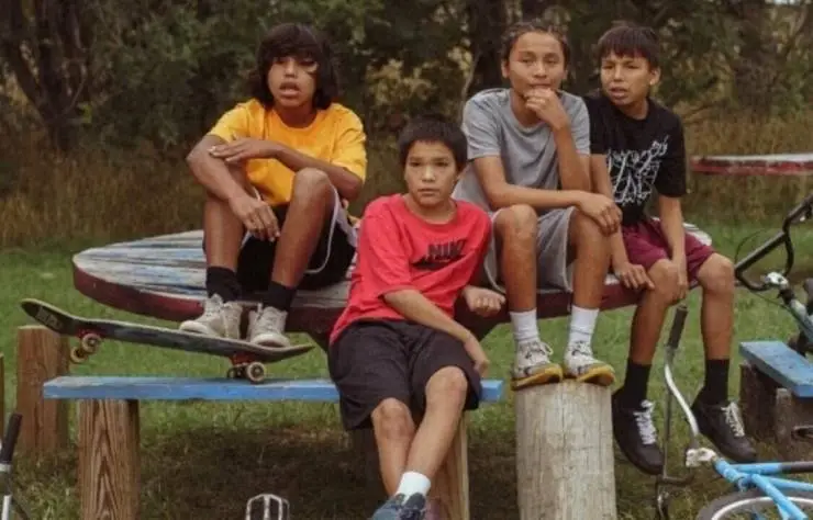 Боевой пони (2022) через торрент скачать Боевой пони (2022) фильм через торрент скачать