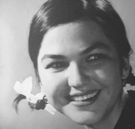 Яблоки сорок первого года (1969) через торрент скачать Яблоки сорок первого года (1969) фильм через торрент скачать