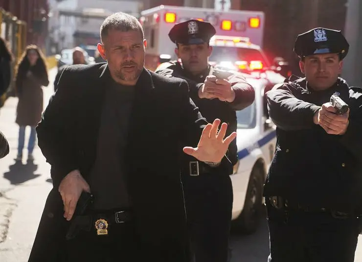 Первая смена (2024) через торрент бесплатно Первая смена (2024) фильм через торрент бесплатно