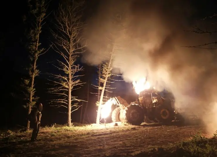 Тед К. Унабомбер (2021) через торрент скачать Тед К. Унабомбер (2021) фильм через торрент скачать