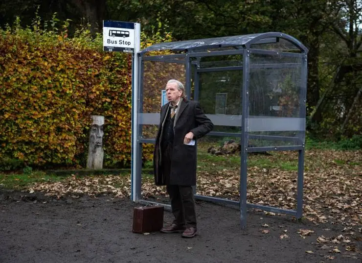 Автостопом на автобусе (2021) через торрент скачать Автостопом на автобусе (2021) фильм через торрент скачать