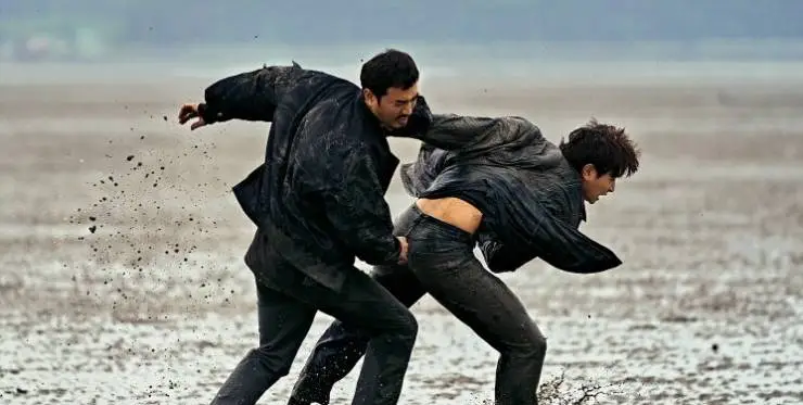 Я тут (2023) через торрент скачать Я тут (2023) фильм через торрент скачать