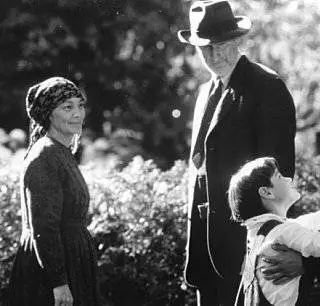 Приключения маленького индейца (1997) в хорошем качестве через торрент Приключения маленького индейца (1997) фильм в хорошем качестве через торрент