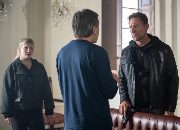 Совершенно секретно (2024) через торрент бесплатно Совершенно секретно (2024) фильм через торрент бесплатно