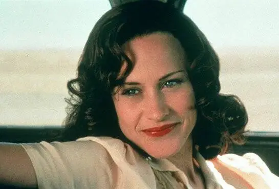 Страна холмов и долин (1998) через торрент бесплатно Страна холмов и долин (1998) фильм через торрент бесплатно