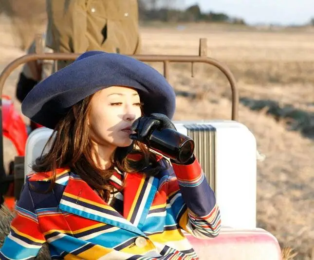 Девушки, танцующие хулу (2006) в хорошем качестве через торрент Девушки, танцующие хулу (2006) фильм в хорошем качестве через торрент