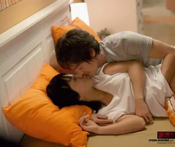 Меняясь партнерами (2007) в хорошем качестве через торрент Меняясь партнерами (2007) фильм в хорошем качестве через торрент