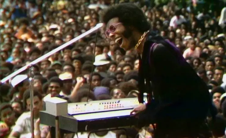 Лето соула (2021) через торрент скачать Лето соула (2021) фильм через торрент скачать