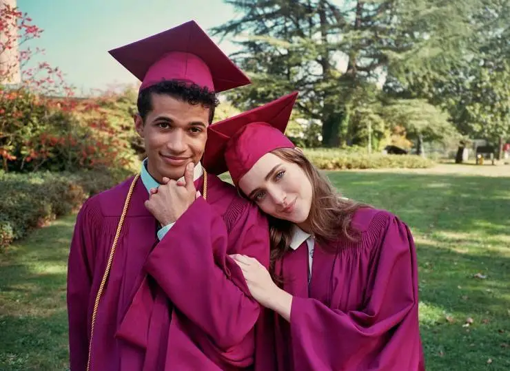 Между здравствуй и прощай (2022) через торрент бесплатно Между здравствуй и прощай (2022) фильм через торрент бесплатно