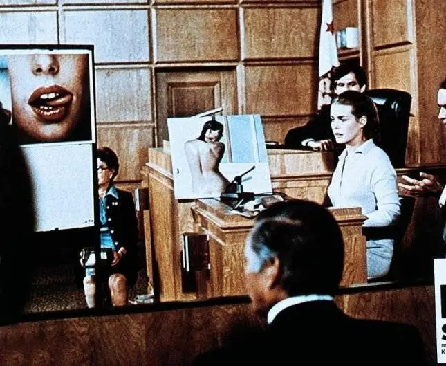 Губная помада (1976) через торрент бесплатно Губная помада (1976) фильм через торрент бесплатно