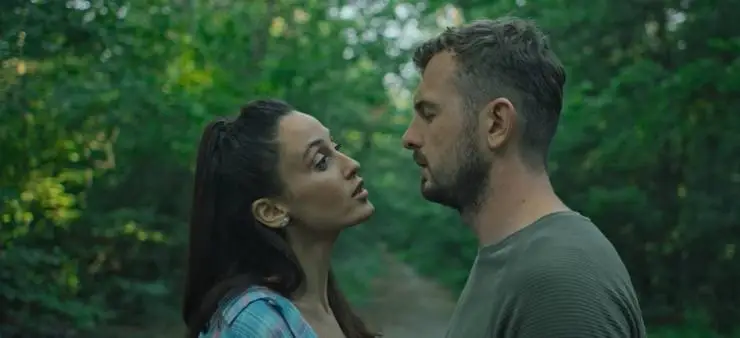 Янтарные копы (2021) через торрент бесплатно Янтарные копы (2021) фильм через торрент бесплатно