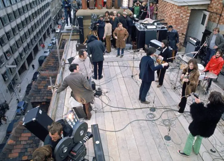 The Beatles: Get Back - Концерт на крыше (2022) через торрент скачать The Beatles: Get Back - Концерт на крыше (2022) фильм через торрент скачать