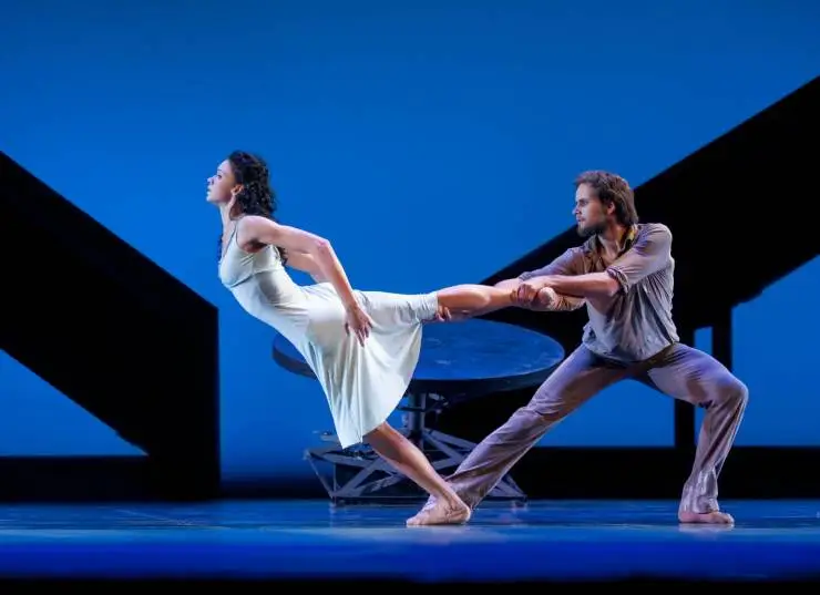 Роден (2012) через торрент бесплатно Роден (2012) фильм через торрент бесплатно