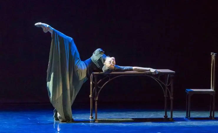 Роден (2012) через торрент скачать Роден (2012) фильм через торрент скачать