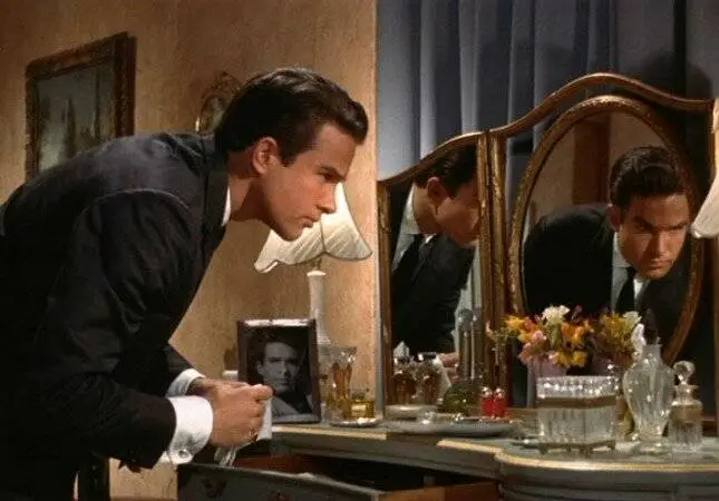 Римская весна миссис Стоун (1961) через торрент бесплатно Римская весна миссис Стоун (1961) фильм через торрент бесплатно