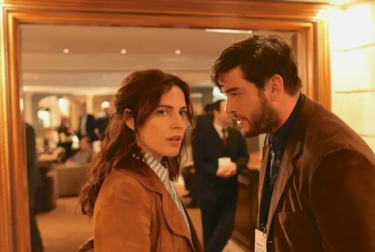 Взрослые игры (2019) через торрент скачать Взрослые игры (2019) фильм через торрент скачать