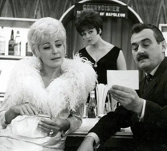 Конец агента W4C (при содействии собаки пана Фоустки) (1967) через торрент бесплатно Конец агента W4C (при содействии собаки пана Фоустки) (1967) фильм через торрент бесплатно