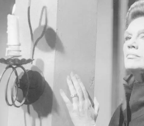 Индийский шарф (1963) через торрент скачать Индийский шарф (1963) фильм через торрент скачать