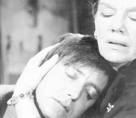 Индийский шарф (1963) через торрент бесплатно Индийский шарф (1963) фильм через торрент бесплатно