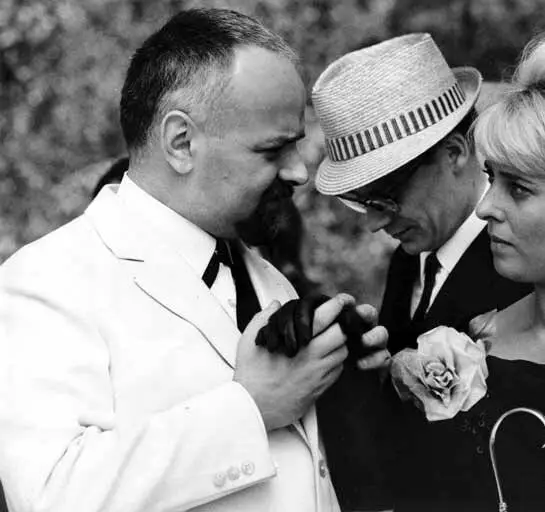 О торжестве и гостях (1966) через торрент скачать О торжестве и гостях (1966) фильм через торрент скачать