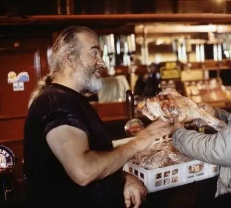 Град камней (1993) через торрент бесплатно Град камней (1993) фильм через торрент бесплатно