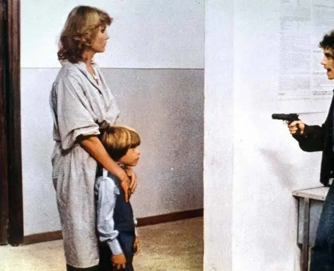 Железный комиссар (1978) через торрент бесплатно Железный комиссар (1978) фильм через торрент бесплатно