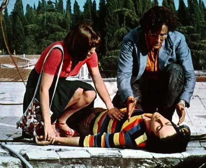 Подозрительная смерть несовершеннолетней (1975) через торрент скачать Подозрительная смерть несовершеннолетней (1975) фильм через торрент скачать