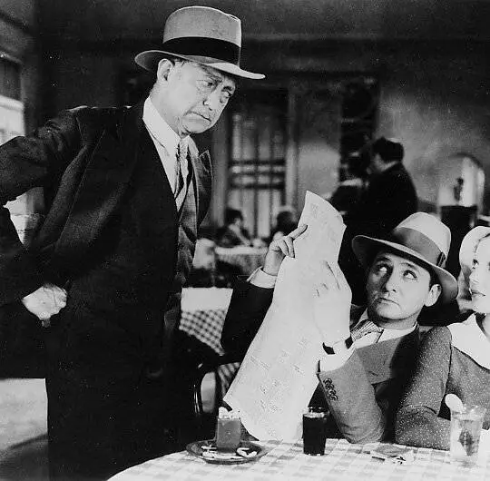 Платиновая блондинка (1931) через торрент скачать Платиновая блондинка (1931) фильм через торрент скачать