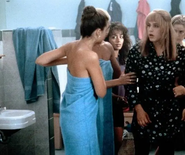 Все что угодно ради любви (1993) через торрент бесплатно Все что угодно ради любви (1993) фильм через торрент бесплатно