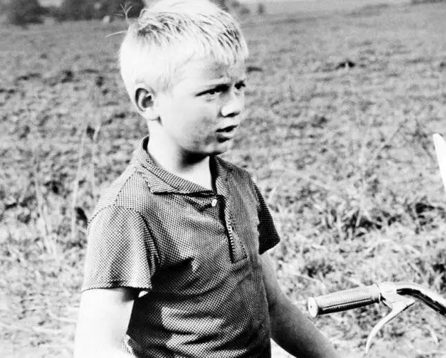 Путешествие в Зундевит (1966) в хорошем качестве через торрент Путешествие в Зундевит (1966) фильм в хорошем качестве через торрент