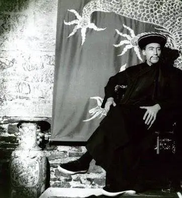 Лицо Фу Манчу (1965) через торрент скачать Лицо Фу Манчу (1965) фильм через торрент скачать