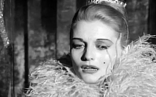 Шоковый коридор (1963) через торрент скачать Шоковый коридор (1963) фильм через торрент скачать