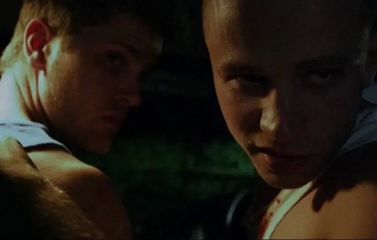 Тонуть (2015) через торрент бесплатно Тонуть (2015) фильм через торрент бесплатно